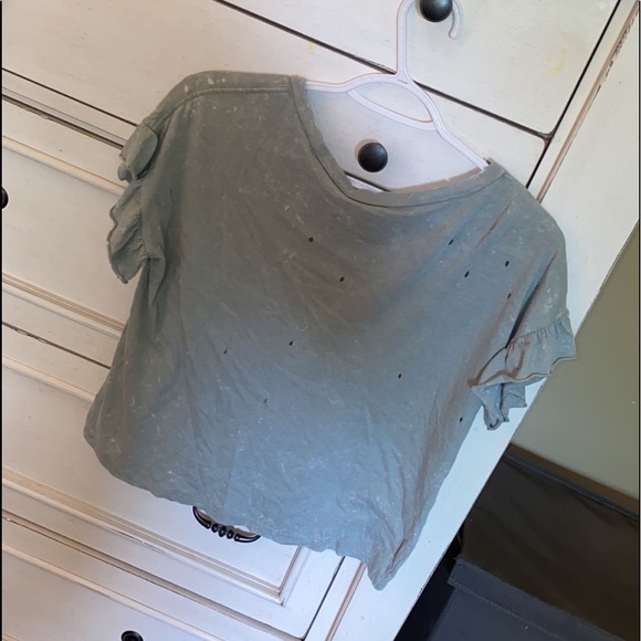 American Eagle Ruffled and Ripped Tee - Picture 3 of 3